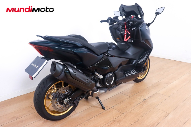 Motorbike image 2