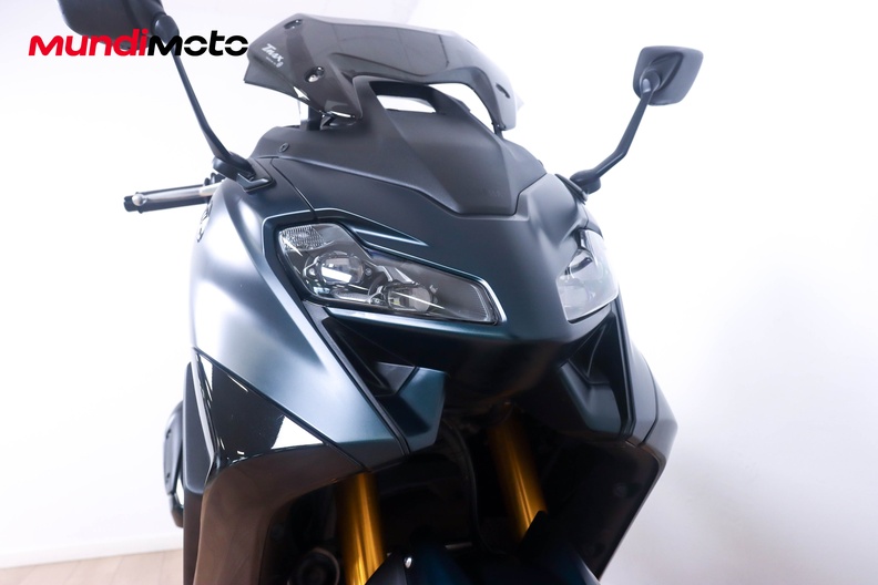 Motorbike image 4