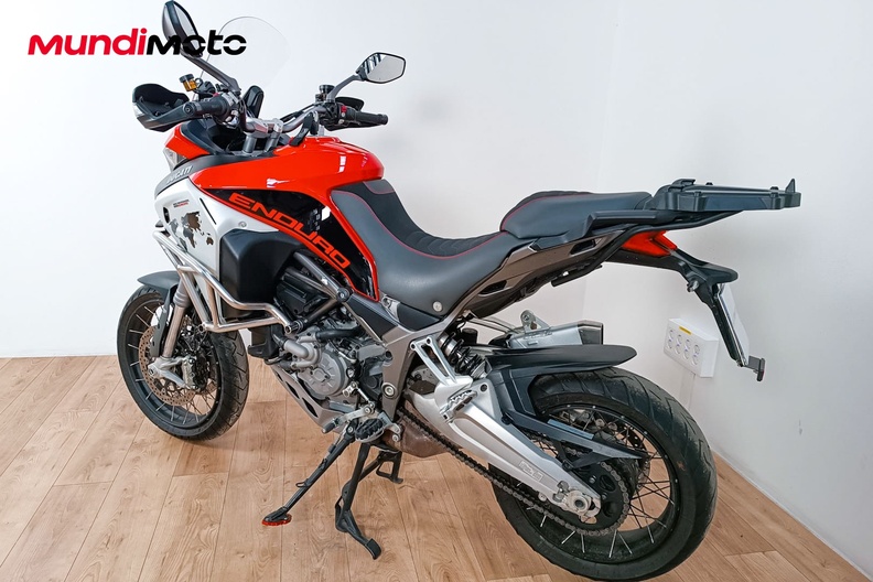 Motorbike image 6
