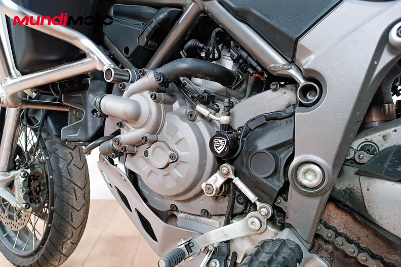 Motorbike image 8