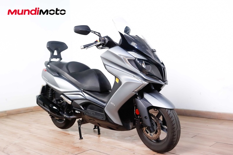 Motorbike image 1