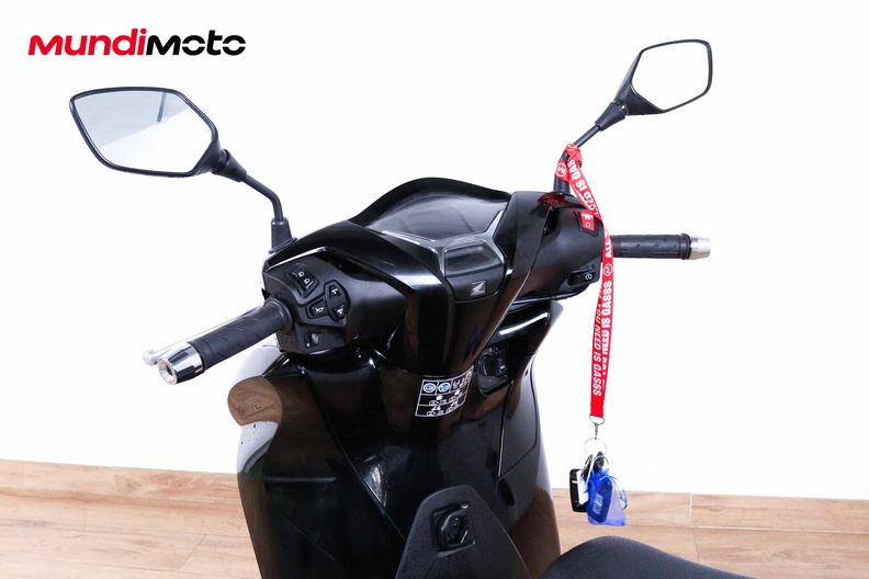 Motorbike image 10