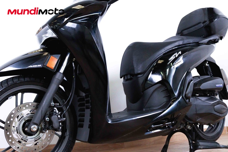 Motorbike image 8