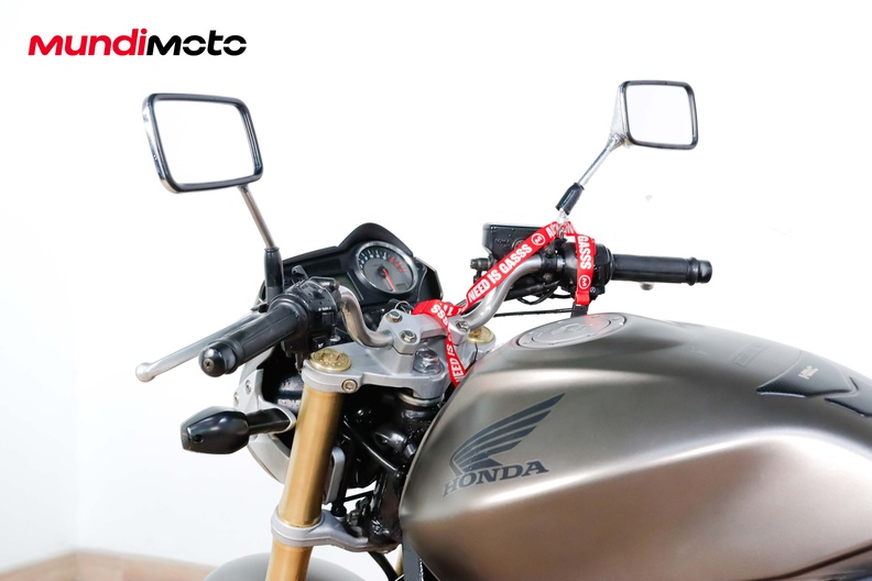 Motorbike image 10