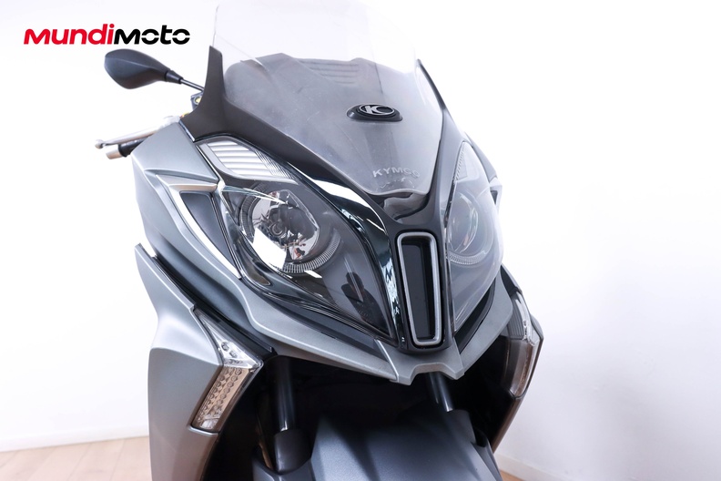 Motorbike image 4