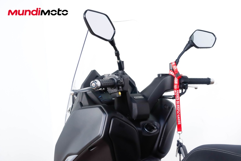 Motorbike image 10