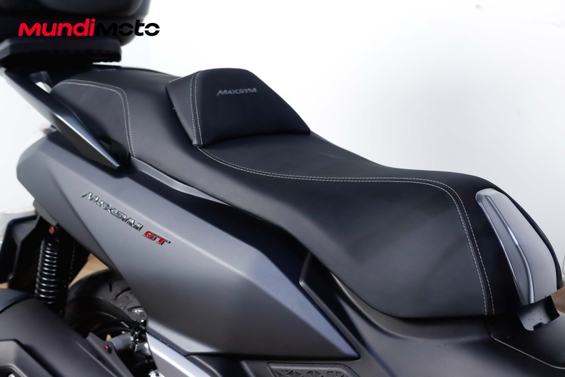 Motorbike image 13