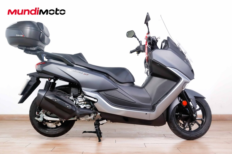 Motorbike image 0