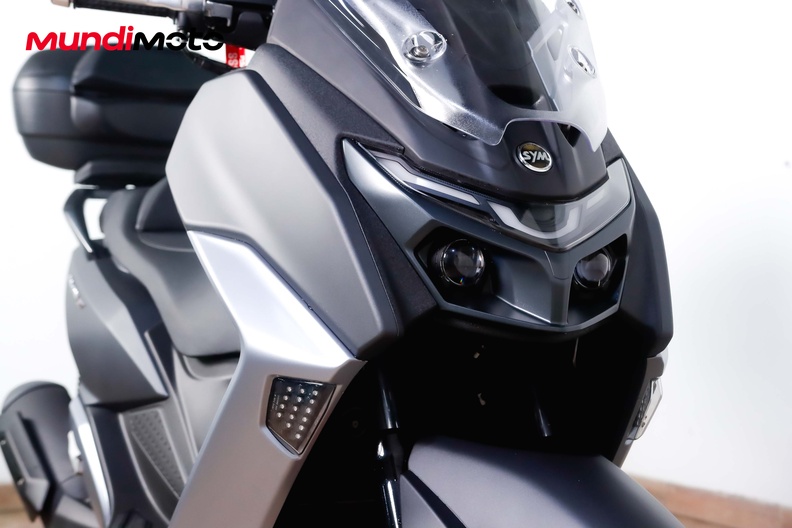 Motorbike image 4