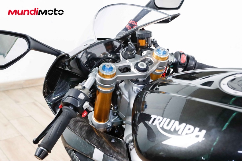 Motorbike image 10