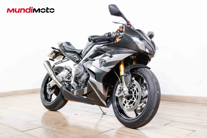 Motorbike image 1