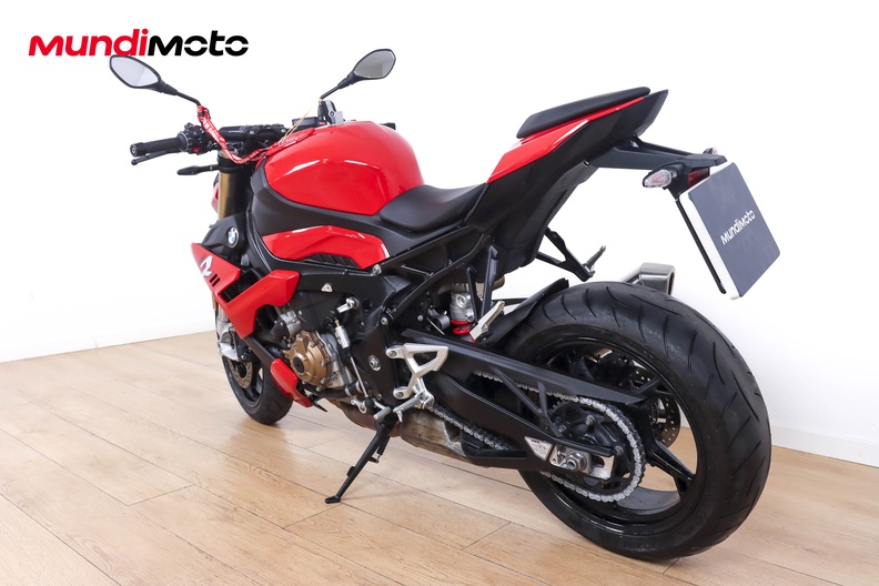 Motorbike image 6