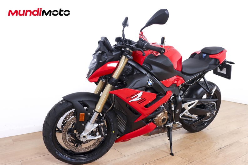 Motorbike image 7