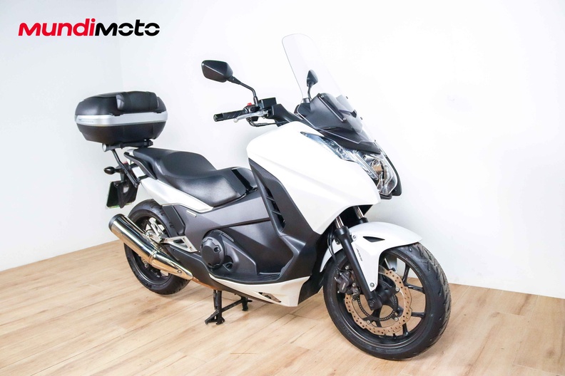 Motorbike image 1