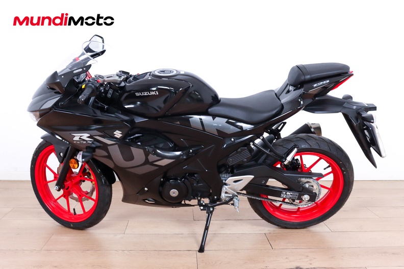 Motorbike image 5