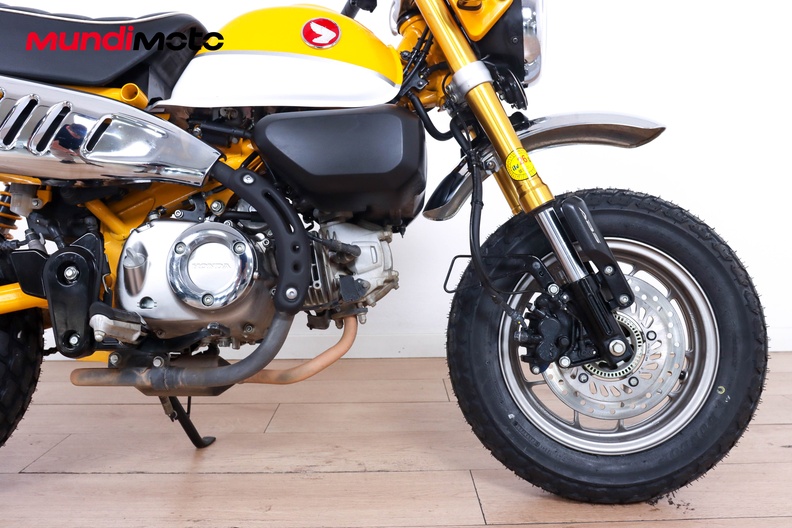 Motorbike image 12