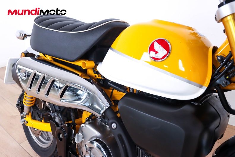 Motorbike image 13