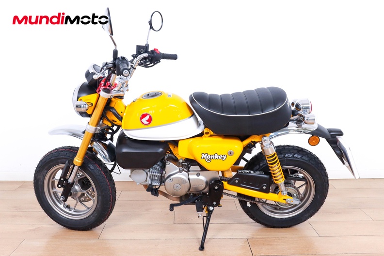 Motorbike image 5