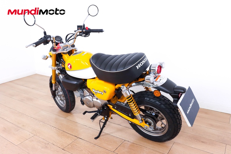 Motorbike image 6