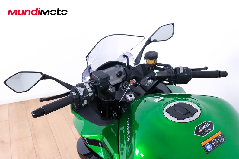 Motorbike image 10