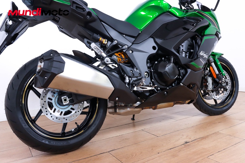 Motorbike image 3