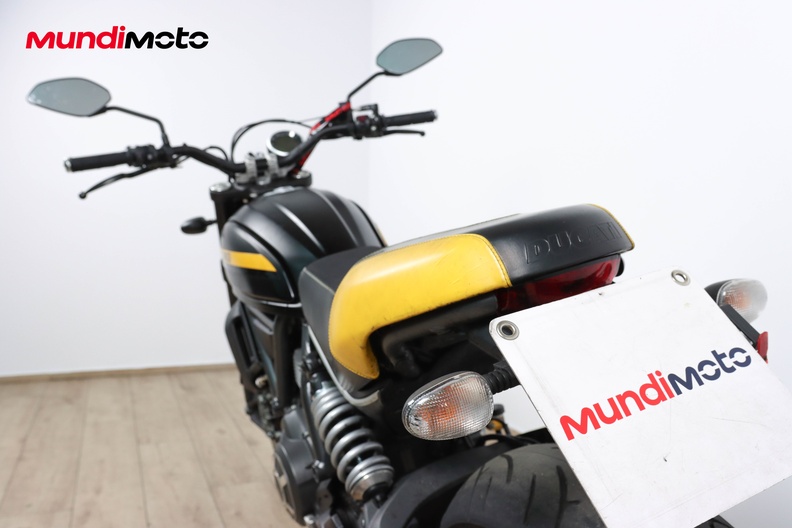 Motorbike image 8