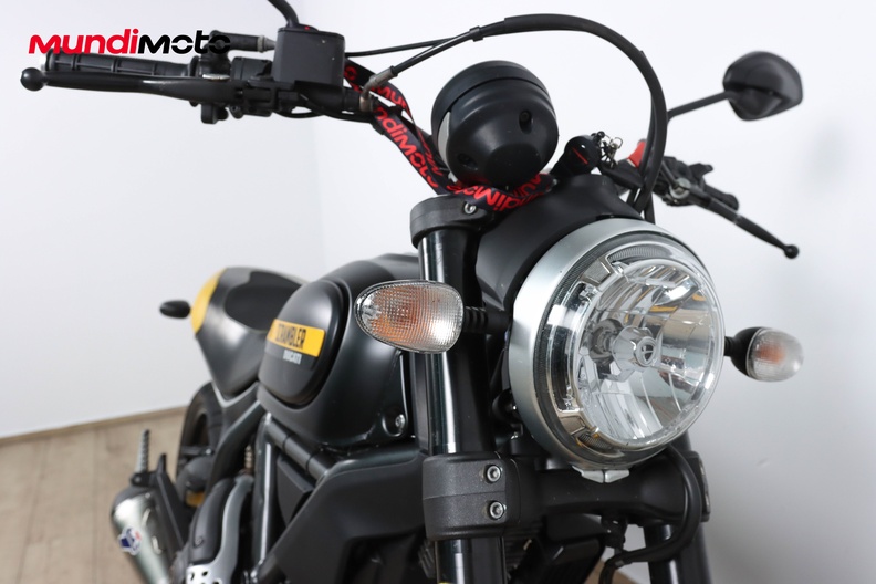 Motorbike image 4