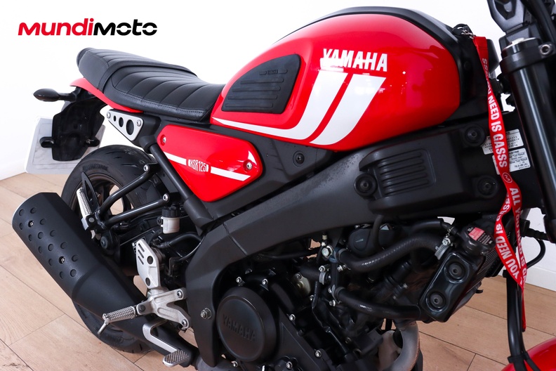 Motorbike image 12
