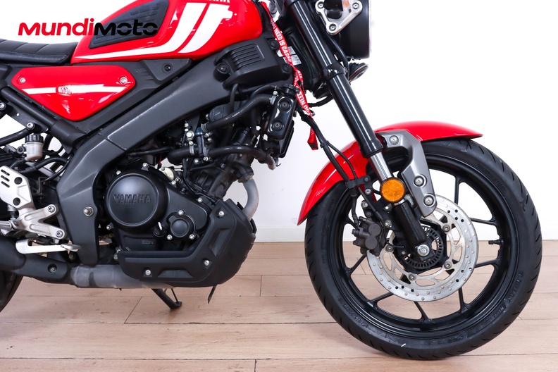 Motorbike image 13