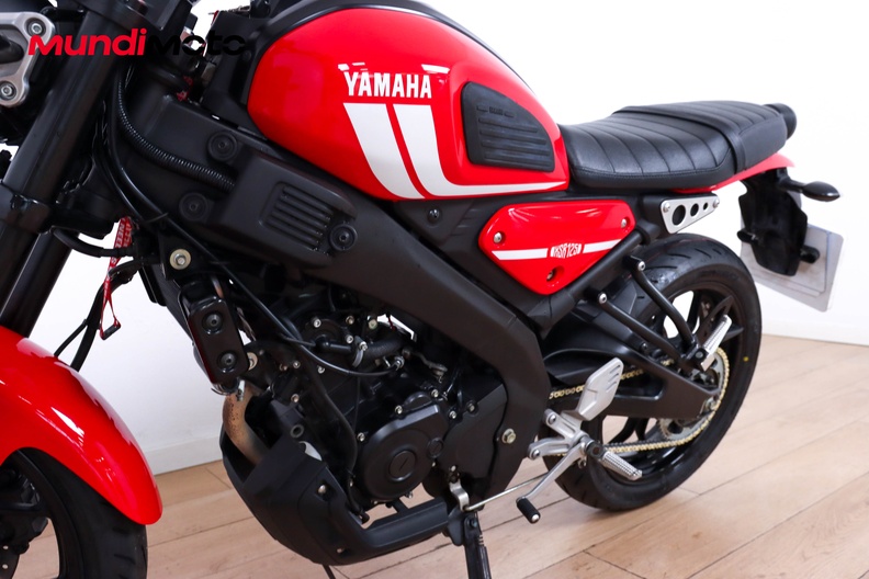 Motorbike image 8