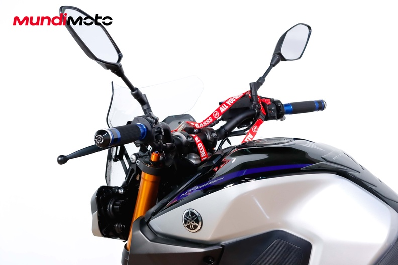 Motorbike image 10
