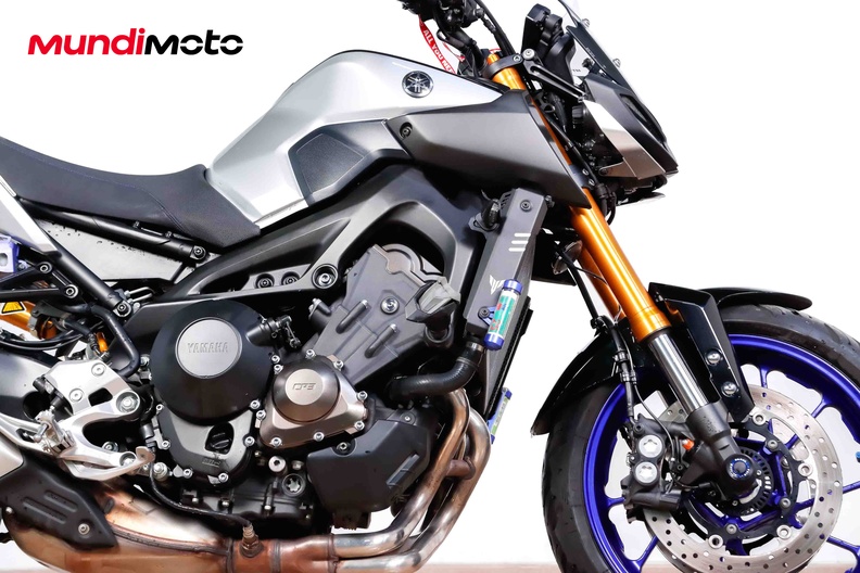 Motorbike image 12