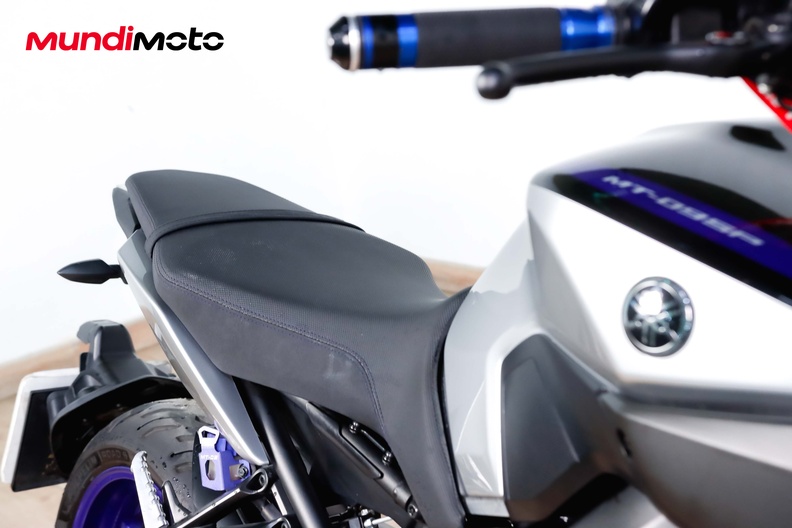 Motorbike image 13