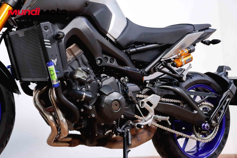 Motorbike image 8