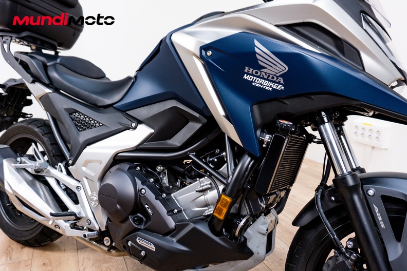 Motorbike image 4