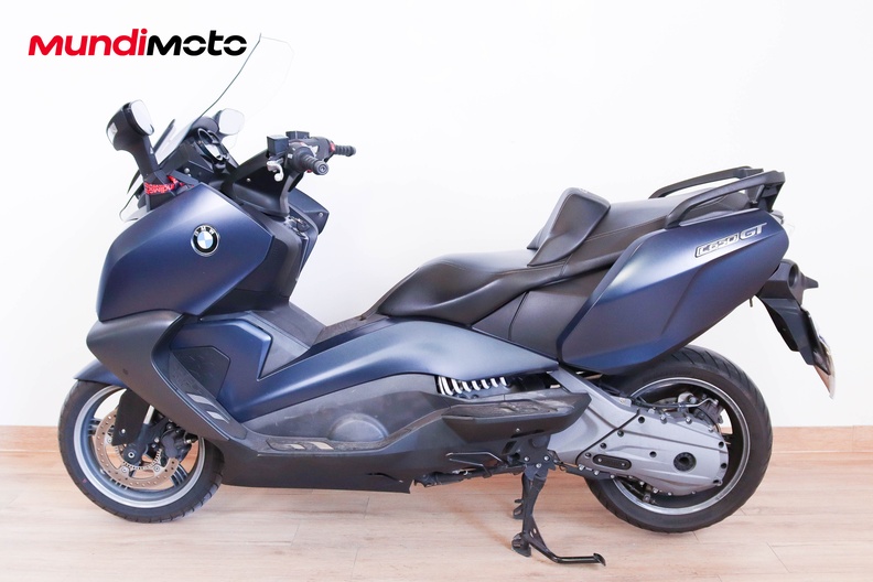 Motorbike image 5