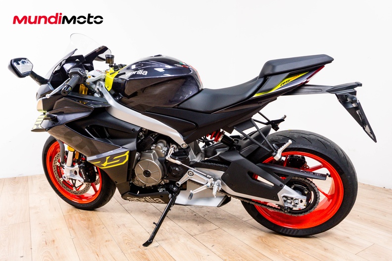 Motorbike image 7