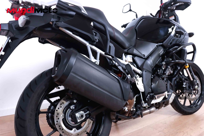 Motorbike image 3