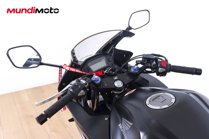 Motorbike image 10
