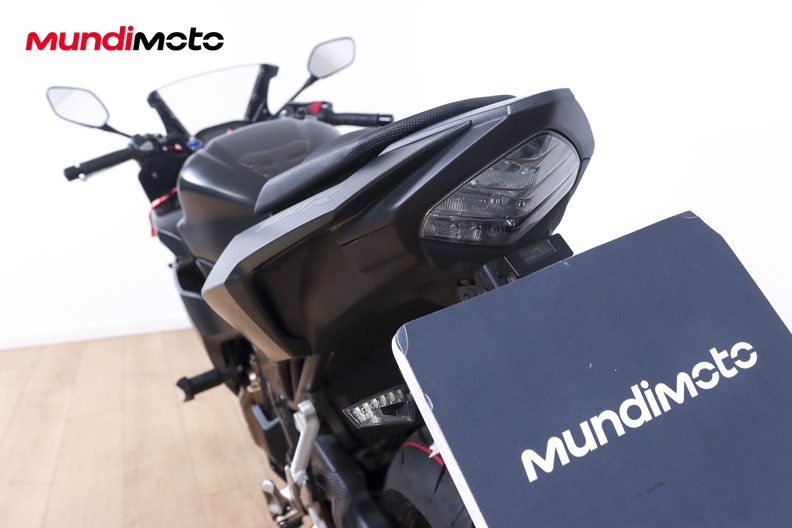 Motorbike image 9