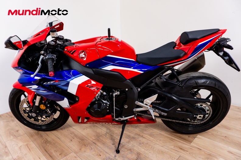 Motorbike image 5