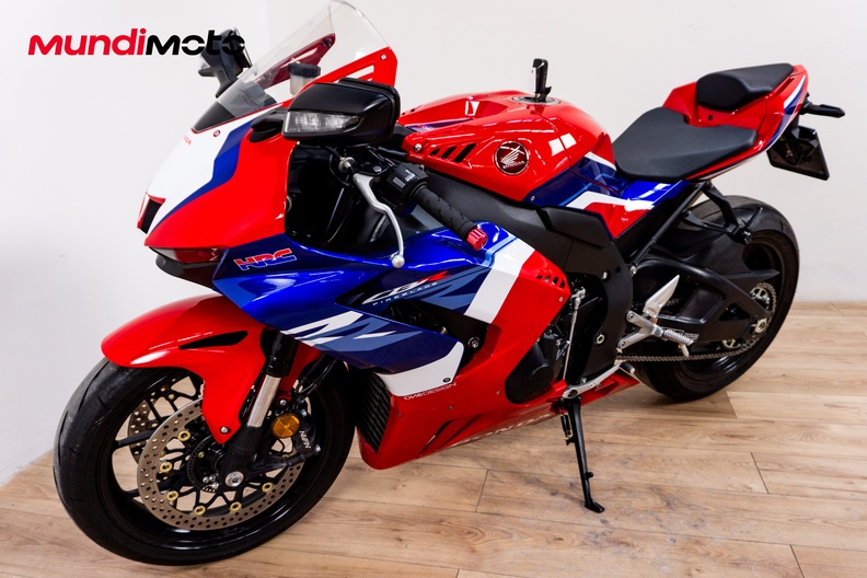 Motorbike image 6