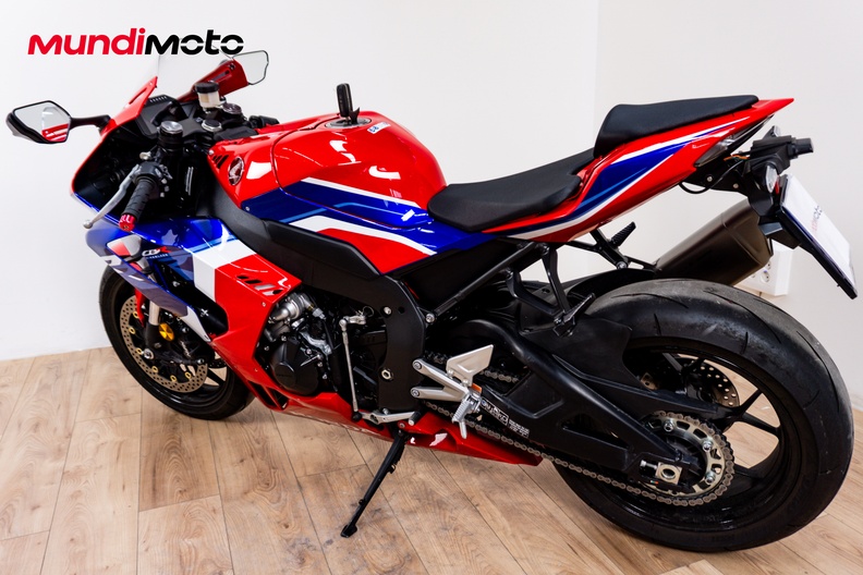 Motorbike image 7
