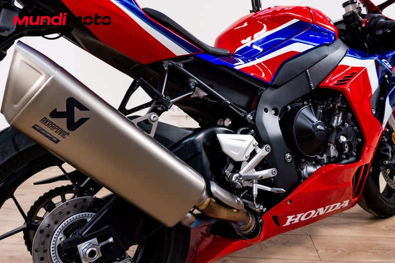Motorbike image 3
