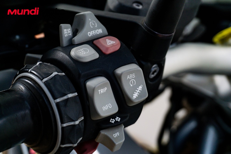 Motorbike image 13