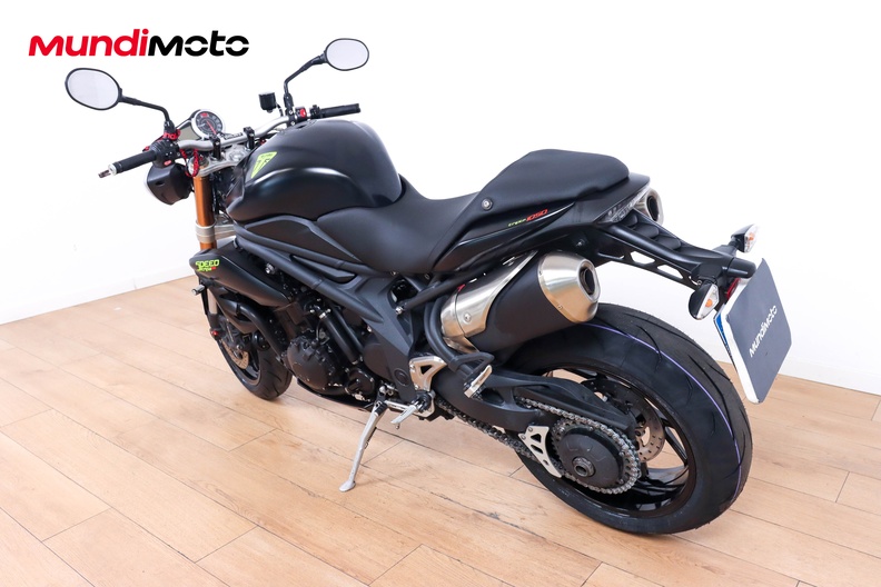 Motorbike image 6