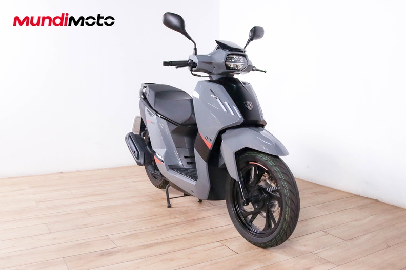 Motorbike image 1