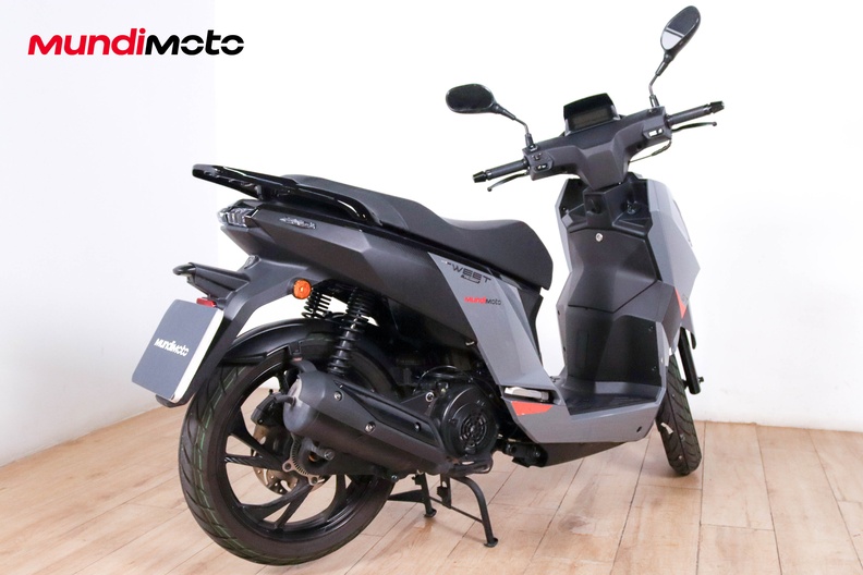 Motorbike image 2