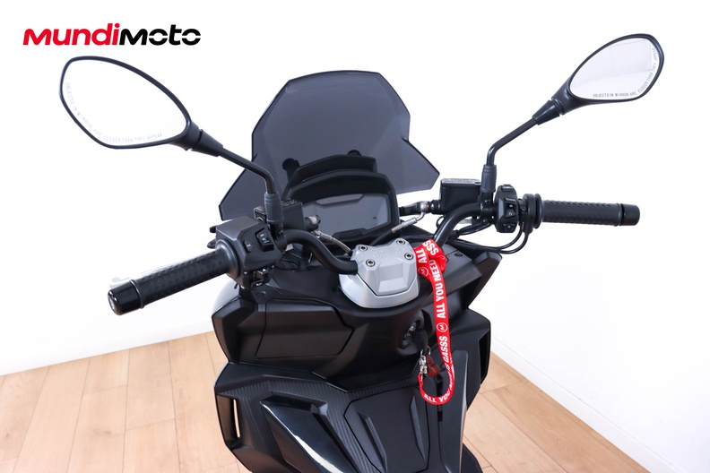 Motorbike image 10