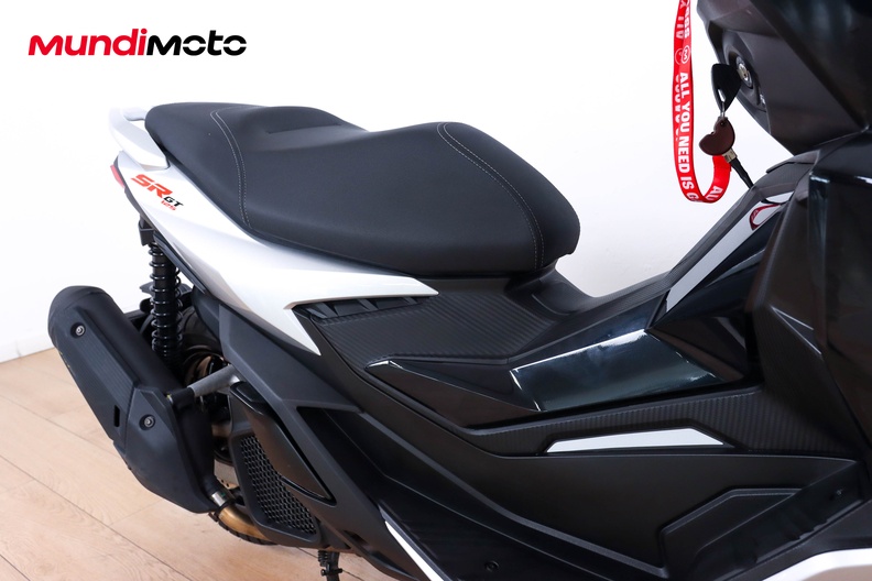 Motorbike image 12
